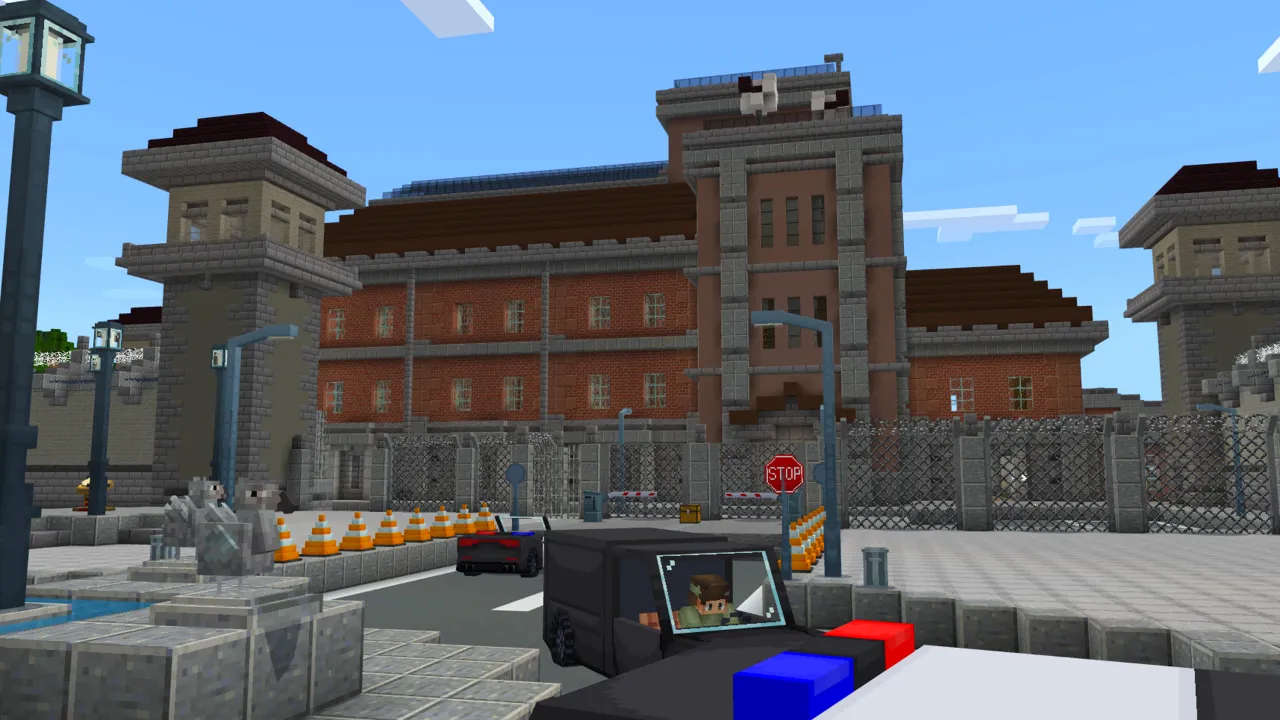 Large brick police headquarters building with a courtyard and police cars parked outside in the Ultimate Police Base Minecraft Bedrock add-on